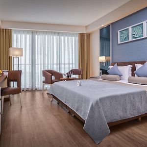 Standard Double or Twin Room Land View